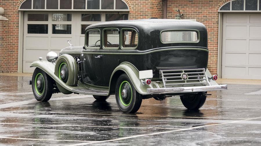  Cadillac V16 452-B Imperial Sedan by Fleetwood 1932 года  (фото 6 из 11)